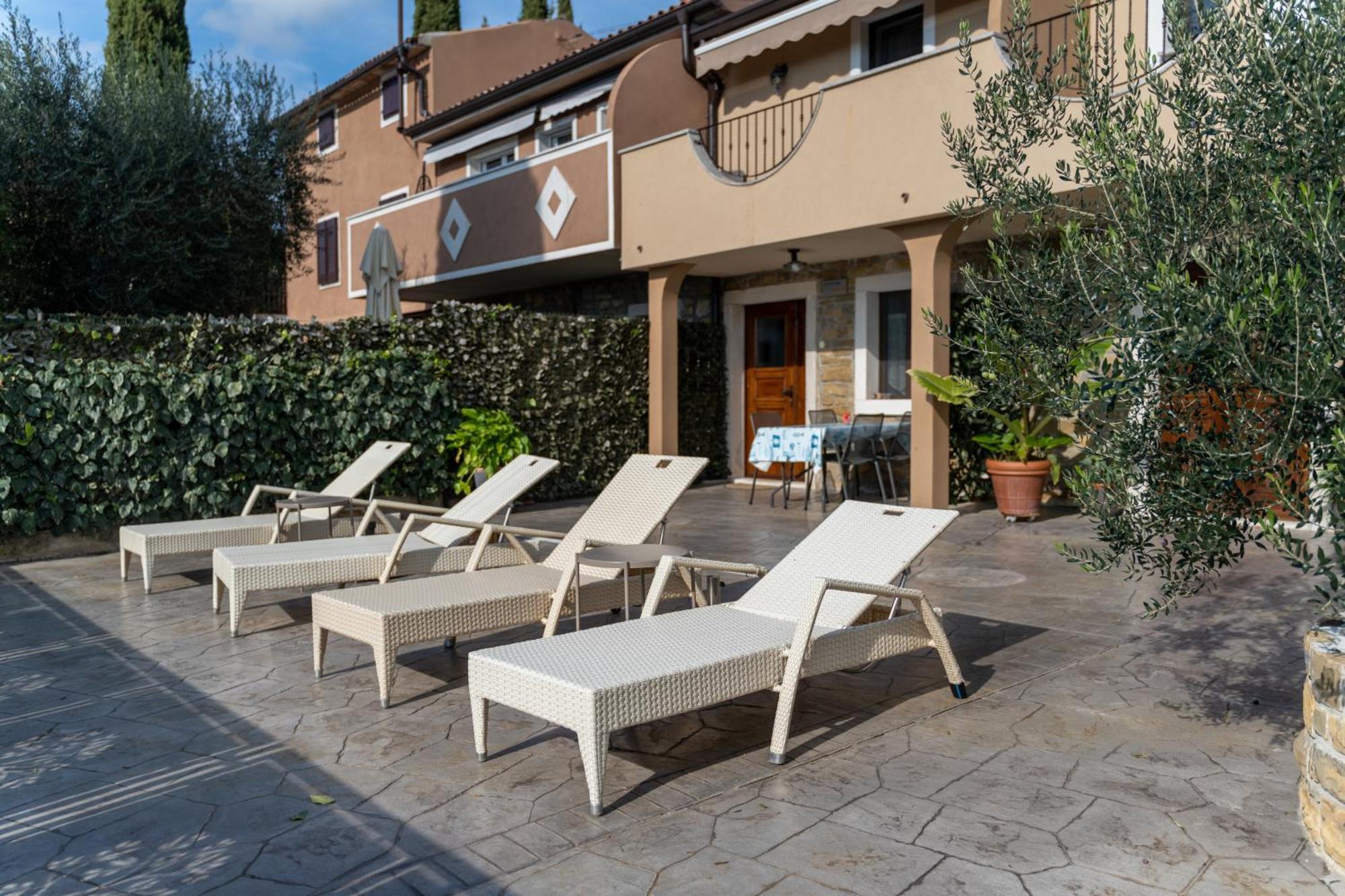 Apartments Gea Lucija Exterior foto